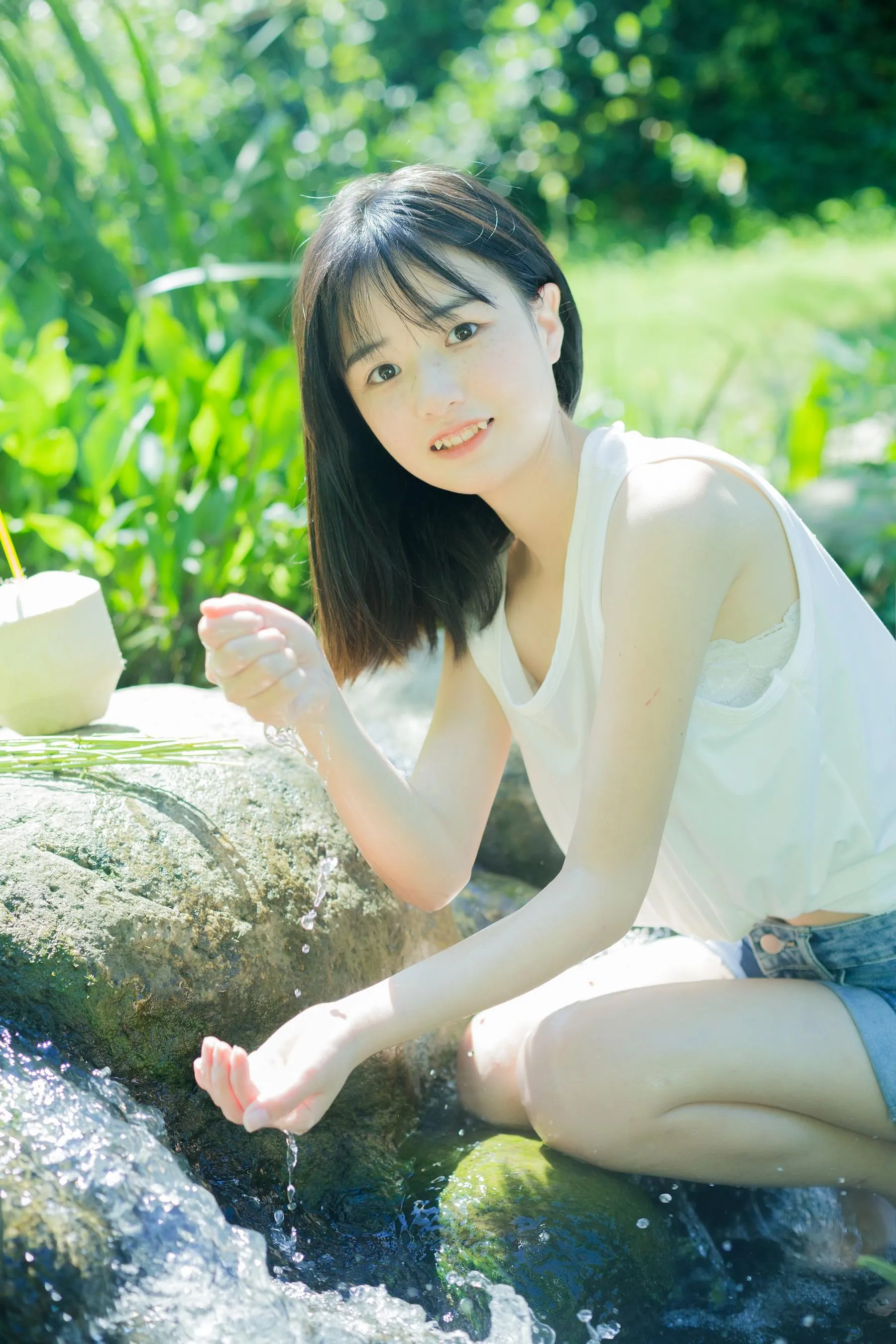 [YITUYU艺图语]2022.08.14 湿漉漉 小怡妹妹cute [32P]插图
